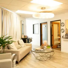 qd-clinic-lounge